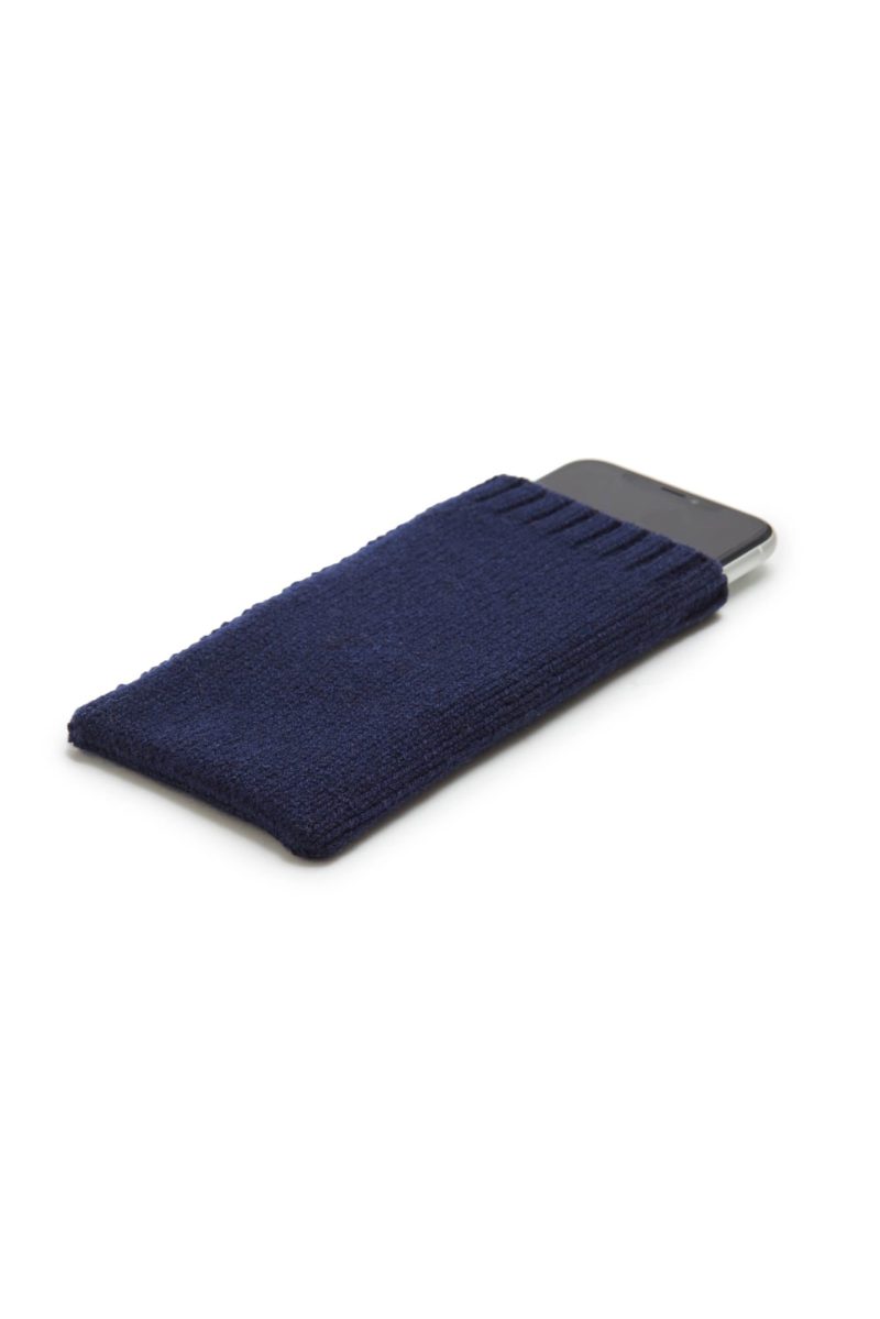 cashmere phone cover navy 320809 003